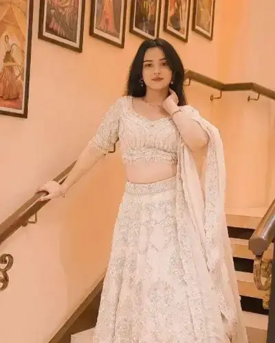 Escort Service In Guna